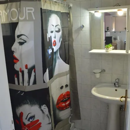 Serenity House Dimitropoulos * 艾伊翁