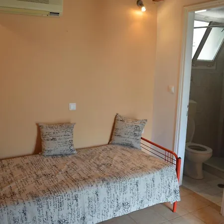 Serenity House Dimitropoulos 别墅